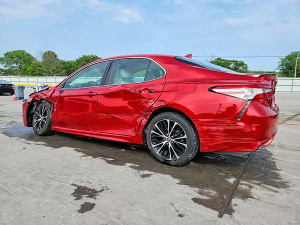 4T1G11AK3LU358607 2020 TOYOTA CAMRY - Image 2