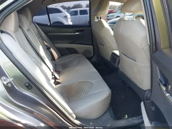 4T1G11AK3LU360289 2020 TOYOTA CAMRY - Image 8