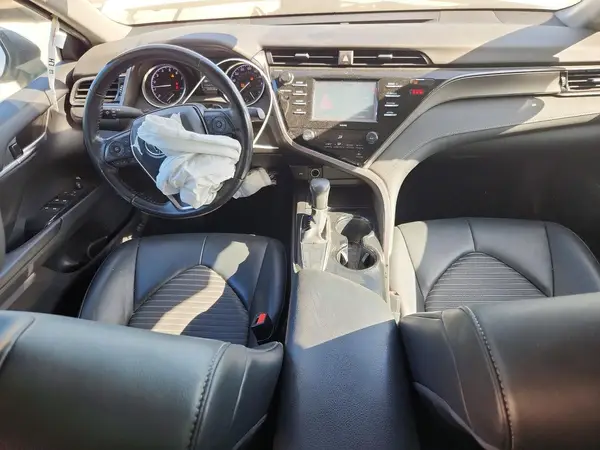 4T1G11AK3LU364195 2020 TOYOTA CAMRY - Image 8