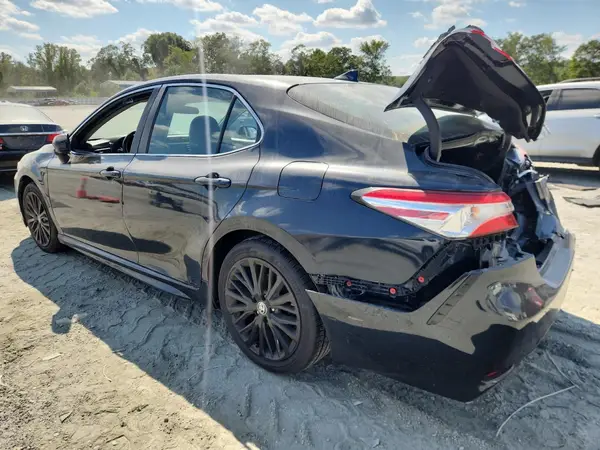 4T1G11AK3LU368036 2020 TOYOTA CAMRY - Image 2