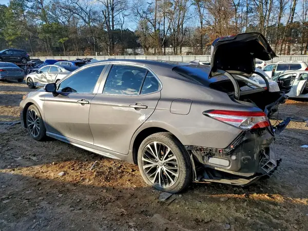 4T1G11AK3LU371602 2020 TOYOTA CAMRY - Image 2