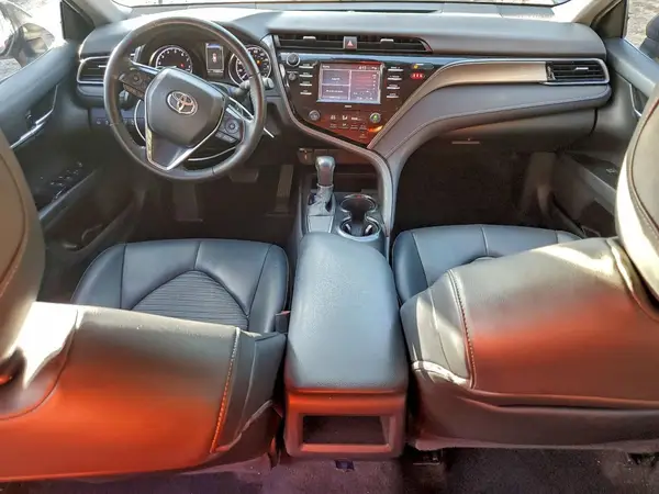 4T1G11AK3LU371602 2020 TOYOTA CAMRY - Image 8
