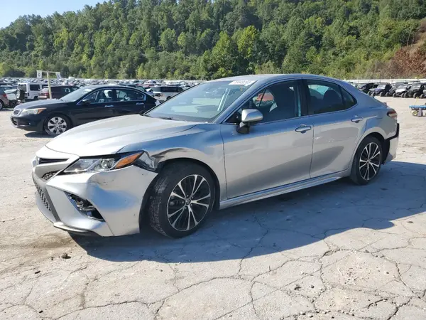 4T1G11AK3LU381272 2020 TOYOTA CAMRY - Image 1