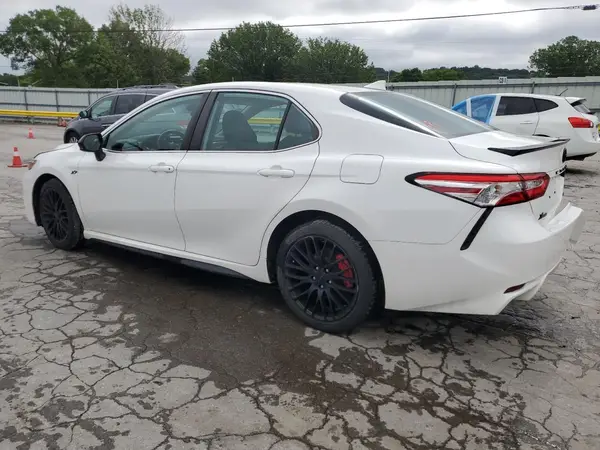 4T1G11AK3LU384687 2020 TOYOTA CAMRY - Image 2