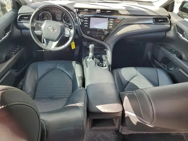 4T1G11AK3LU392367 2020 TOYOTA CAMRY - Image 8