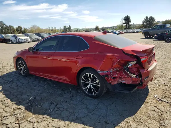 4T1G11AK3LU400516 2020 TOYOTA CAMRY - Image 2