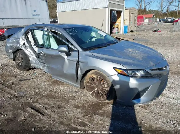 4T1G11AK3LU503399 2020 TOYOTA CAMRY - Image 1