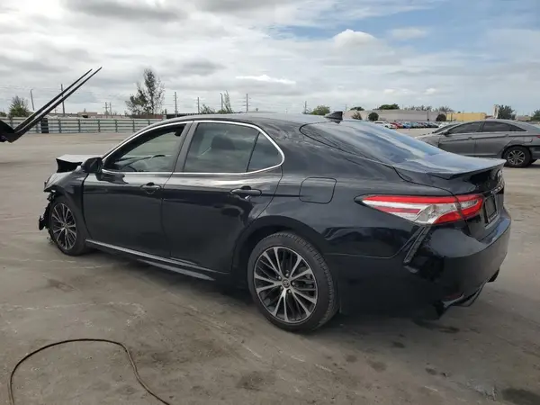 4T1G11AK3LU511051 2020 TOYOTA CAMRY - Image 2