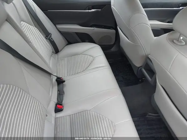 4T1G11AK3LU863840 2020 TOYOTA CAMRY - Image 8