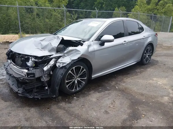 4T1G11AK3LU868715 2020 TOYOTA CAMRY - Image 2