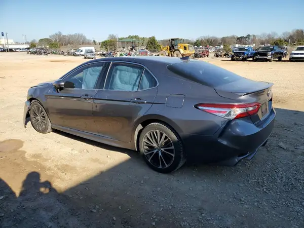 4T1G11AK3LU873784 2020 TOYOTA CAMRY - Image 2