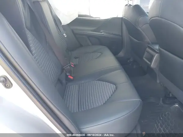4T1G11AK3LU875812 2020 TOYOTA CAMRY - Image 8