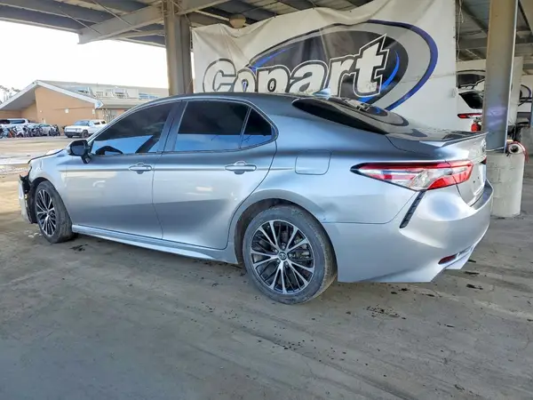4T1G11AK3LU877561 2020 TOYOTA CAMRY - Image 2