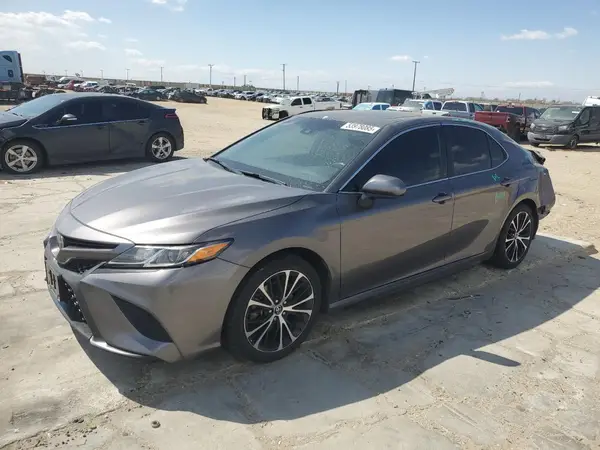 4T1G11AK3LU877883 2020 TOYOTA CAMRY - Image 1