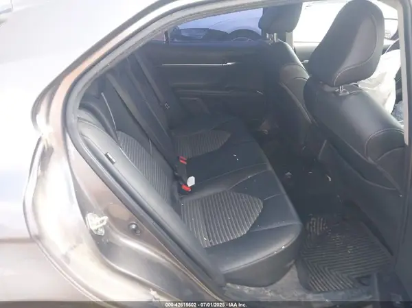 4T1G11AK3LU878287 2020 TOYOTA CAMRY - Image 8