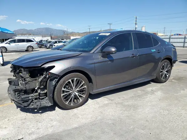 4T1G11AK3LU887927 2020 TOYOTA CAMRY - Image 1