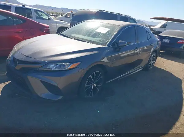 4T1G11AK3LU896613 2020 TOYOTA CAMRY - Image 2