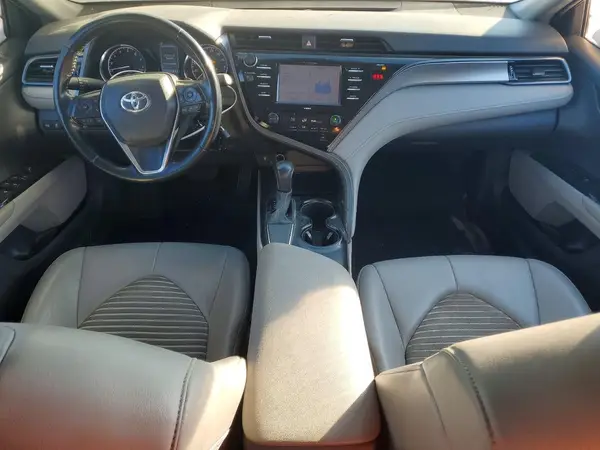 4T1G11AK3LU899771 2020 TOYOTA CAMRY - Image 8