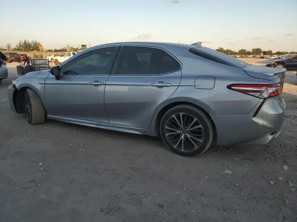 4T1G11AK3LU902104 2020 TOYOTA CAMRY - Image 2