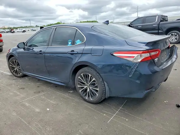 4T1G11AK3LU908985 2020 TOYOTA CAMRY - Image 2