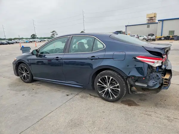 4T1G11AK3LU909649 2020 TOYOTA CAMRY - Image 2