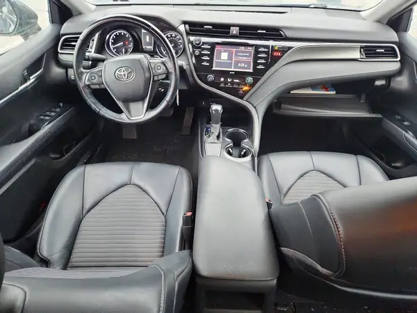 4T1G11AK3LU909649 2020 TOYOTA CAMRY - Image 8