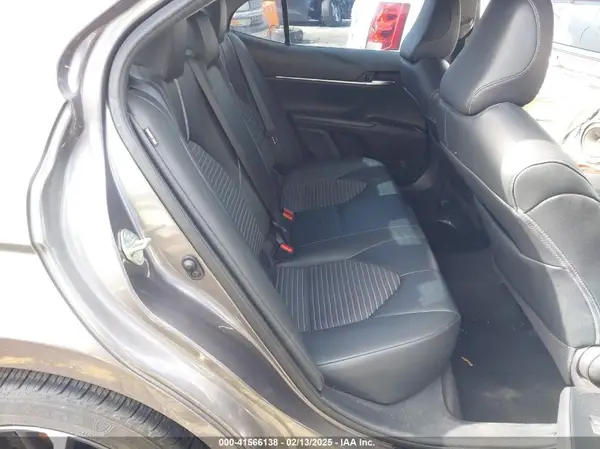 4T1G11AK3LU910056 2020 TOYOTA CAMRY - Image 8