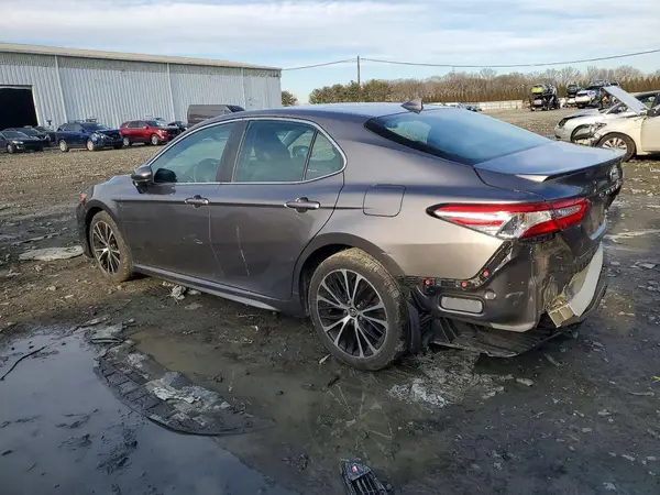4T1G11AK3LU912437 2020 TOYOTA CAMRY - Image 2