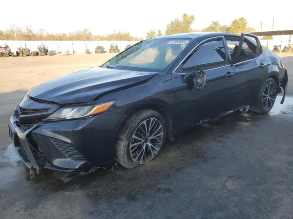 4T1G11AK3LU912986 2020 TOYOTA CAMRY - Image 1