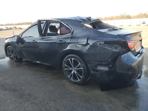 4T1G11AK3LU912986 2020 TOYOTA CAMRY - Image 2
