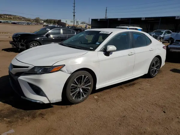 4T1G11AK3LU913068 2020 TOYOTA CAMRY - Image 1