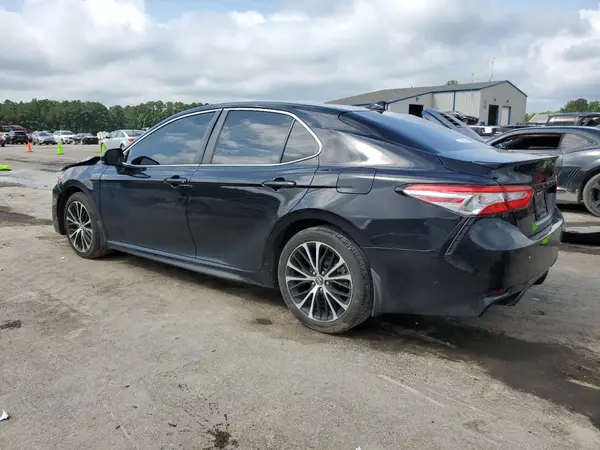 4T1G11AK3LU924006 2020 TOYOTA CAMRY - Image 2