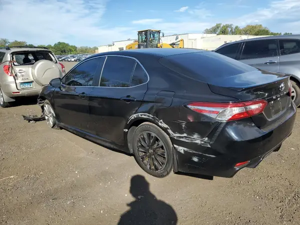 4T1G11AK3LU926581 2020 TOYOTA CAMRY - Image 2