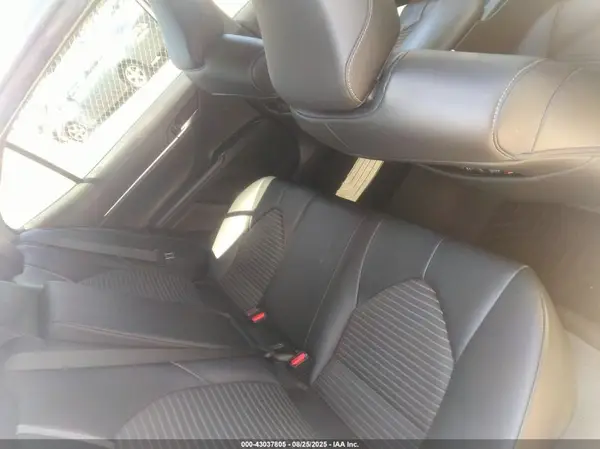 4T1G11AK3LU927004 2020 TOYOTA CAMRY - Image 8
