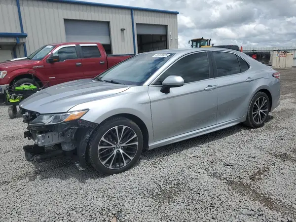 4T1G11AK3LU928461 2020 TOYOTA CAMRY - Image 1