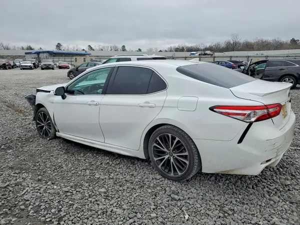 4T1G11AK3LU939797 2020 TOYOTA CAMRY - Image 2