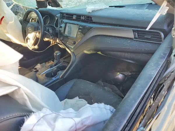 4T1G11AK3LU942506 2020 TOYOTA CAMRY - Image 8