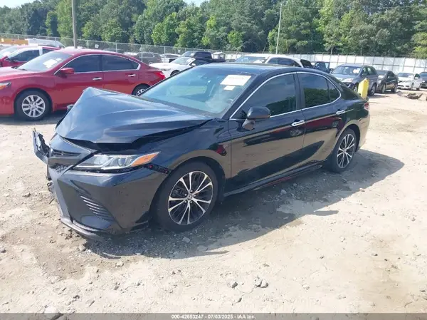 4T1G11AK3LU949553 2020 TOYOTA CAMRY - Image 2