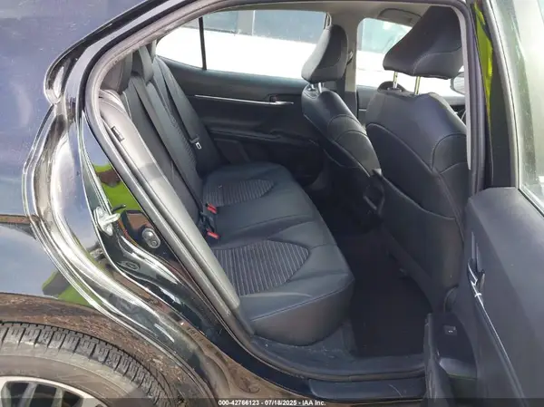 4T1G11AK3LU950914 2020 TOYOTA CAMRY - Image 8