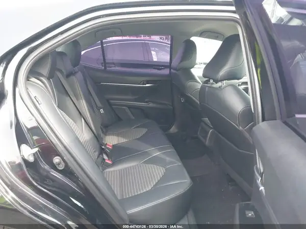 4T1G11AK3LU952825 2020 TOYOTA CAMRY - Image 8