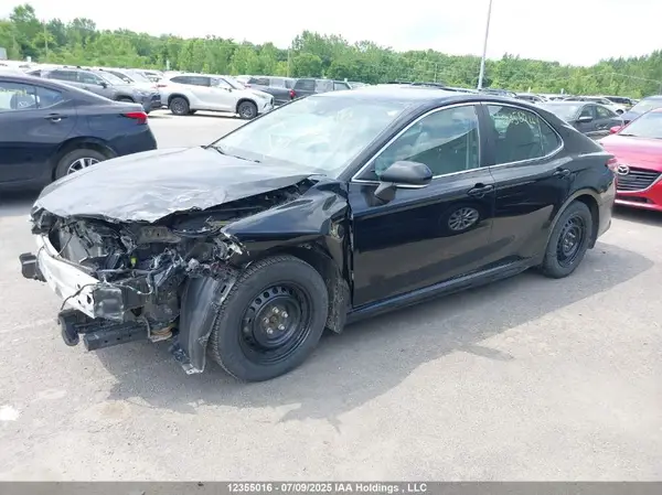4T1G11AK3LU975666 2020 TOYOTA CAMRY - Image 2