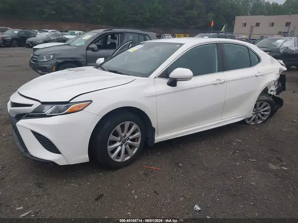 4T1G11AK3LU976316 2020 TOYOTA CAMRY - Image 2