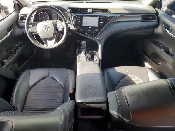 4T1G11AK3LU979409 2020 TOYOTA CAMRY - Image 8