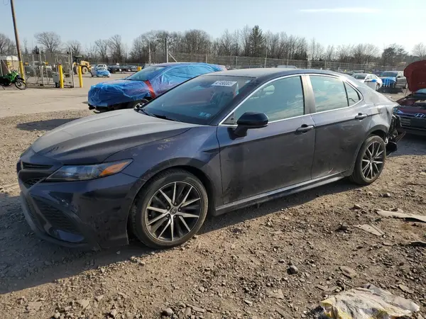4T1G11AK3MU402512 2021 TOYOTA CAMRY - Image 1