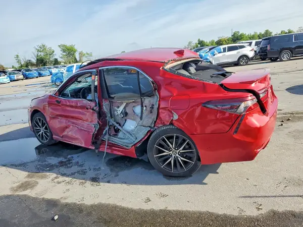 4T1G11AK3MU403918 2021 TOYOTA CAMRY - Image 2