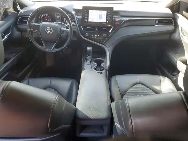 4T1G11AK3MU405751 2021 TOYOTA CAMRY - Image 8
