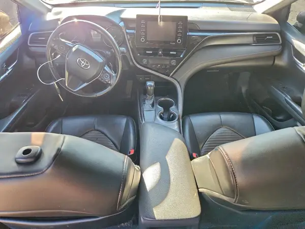 4T1G11AK3MU406009 2021 TOYOTA CAMRY - Image 8