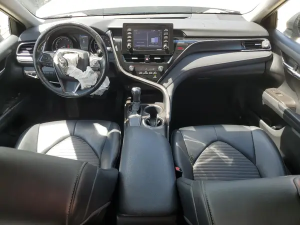 4T1G11AK3MU410660 2021 TOYOTA CAMRY - Image 8