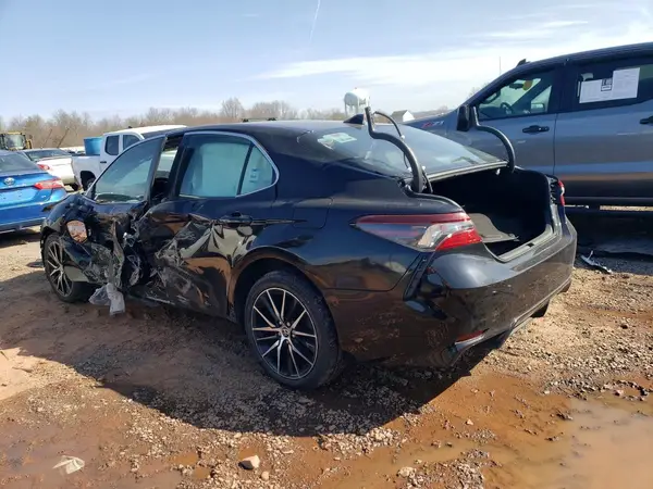 4T1G11AK3MU413901 2021 TOYOTA CAMRY - Image 2