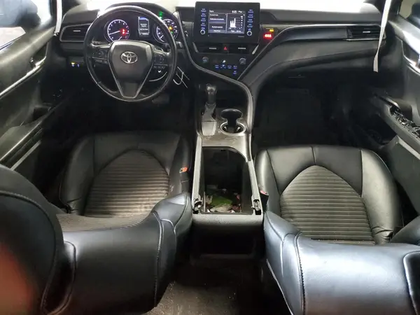 4T1G11AK3MU413932 2021 TOYOTA CAMRY - Image 8